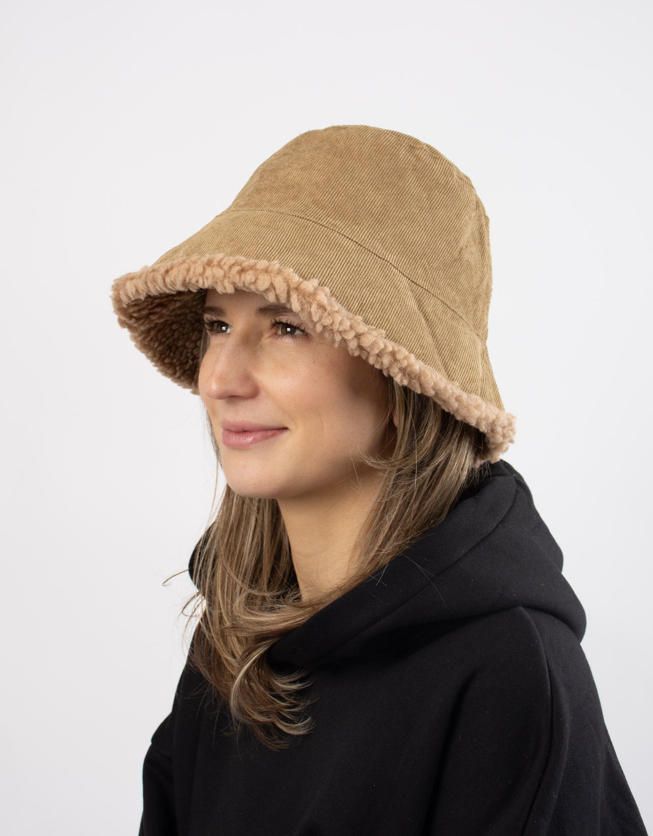 Teddy Bucket Hat - Camel